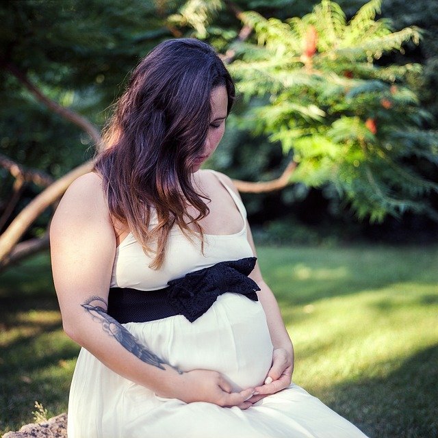 Clothing for Pregnant Women post thumbnail image